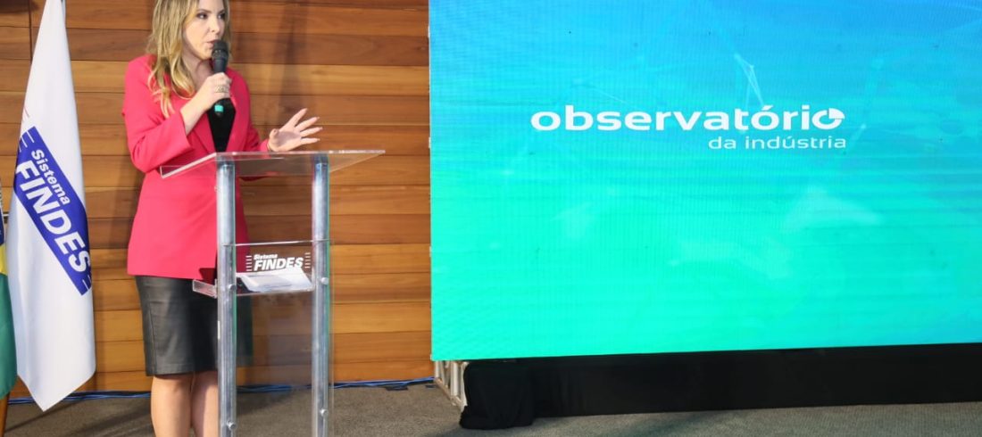 Cris Samorini em evento de lançamento do Observatório da Indústria