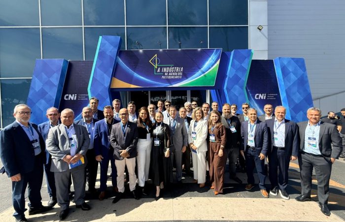 Comitiva da FINDES participa de debate com presidenciáveis em Brasília – Beatriz Seixas – FINDES